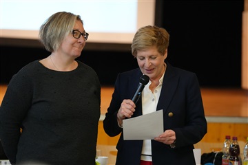 v.l.: Nadine Salomon, Nicole Razavi